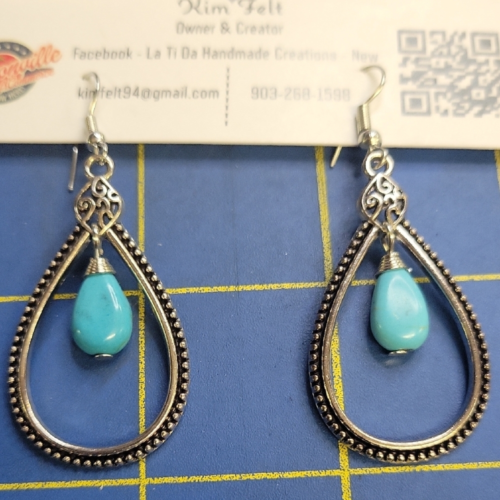 Silver Tone Faux Turquoise Dangle Teardrop 1.5" Earrings